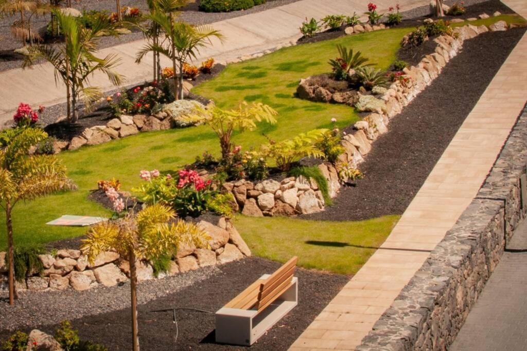 Luxury Villa - New Building With Panoramic Sea View 아데제 외부 사진