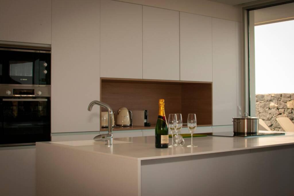 Luxury Villa - New Building With Panoramic Sea View 아데제 외부 사진